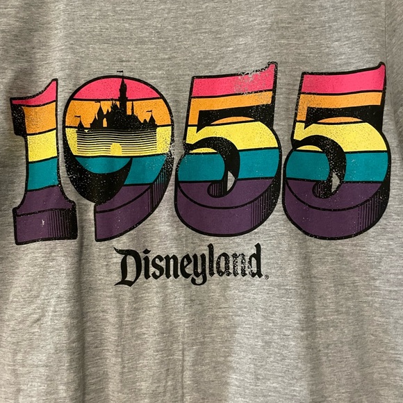 Disneyland 1955 Rainbow T Shirt Small - Picture 4 of 4